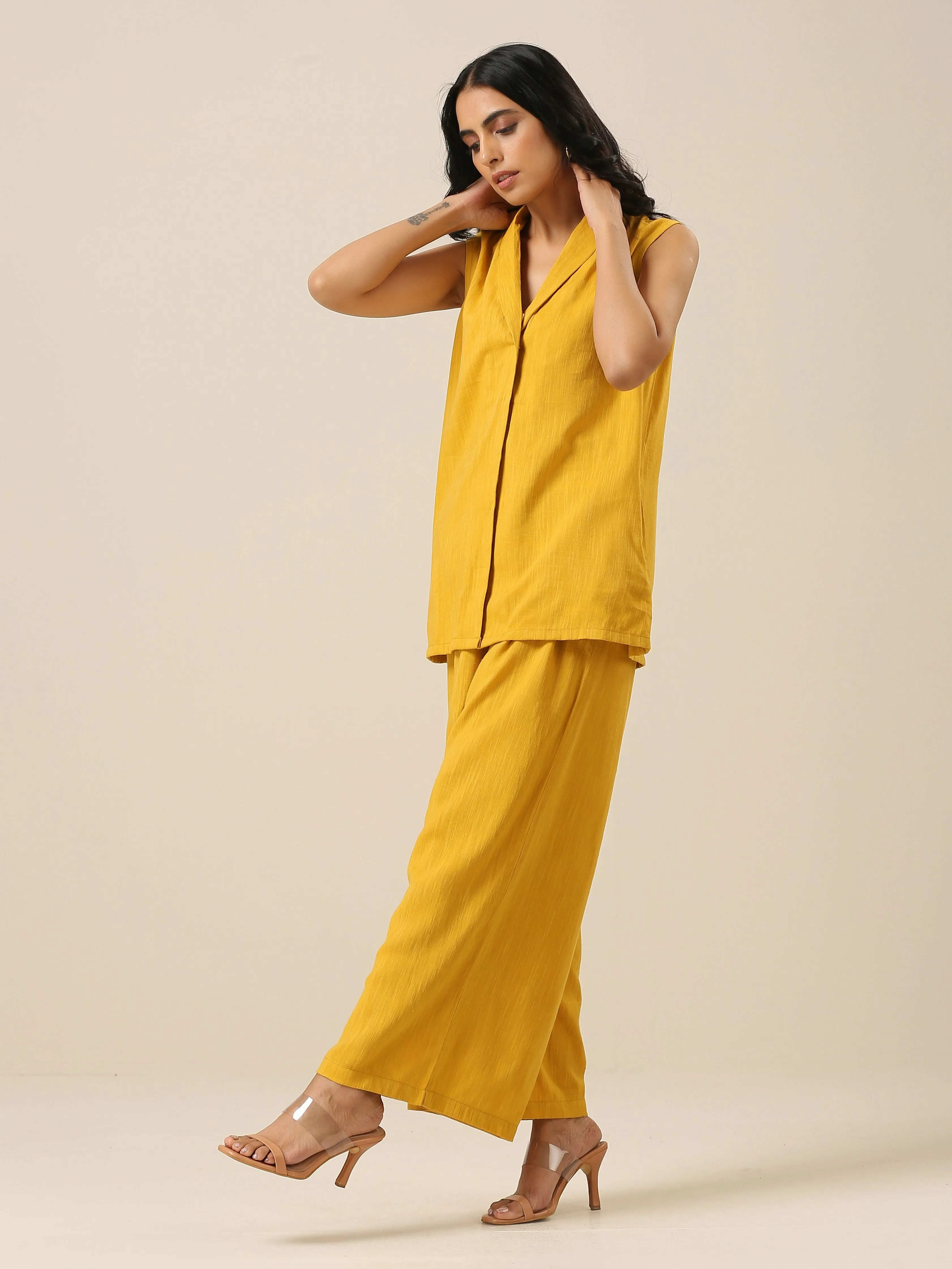 Mustard Yellow Slub Texture Sleevesless Jacket Pant Set